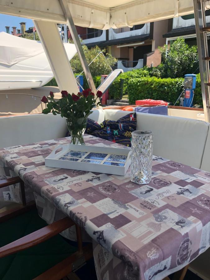 Sea Life Boat & Breakfast Lignano Hotel Latisana Exterior photo
